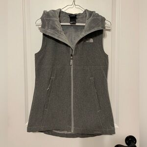 New North Face Vest